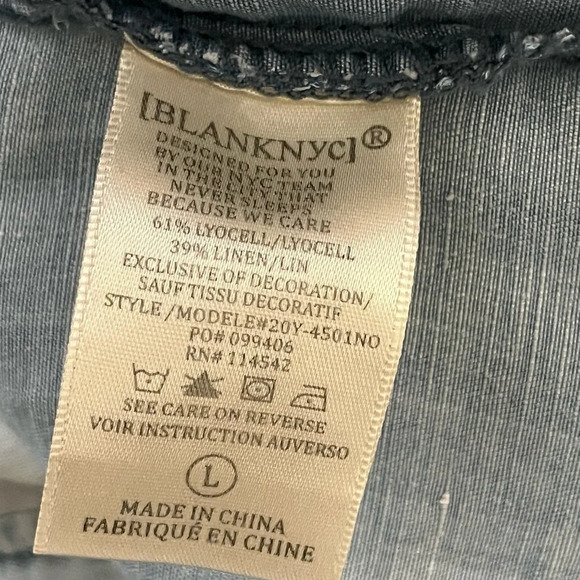 Womens Blank NYC Chambray Light Blue Embroidered,Distressed Crop Blouse L Boho - Picture 7 of 11